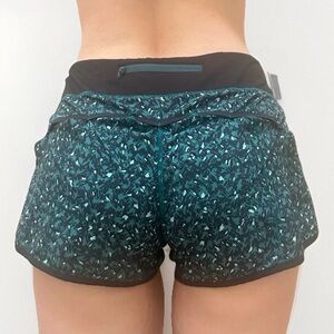 lululemon Run Speed Short 4 Way Stretch Teal Black Menthol 2.5” Sz 10 Low Rise
